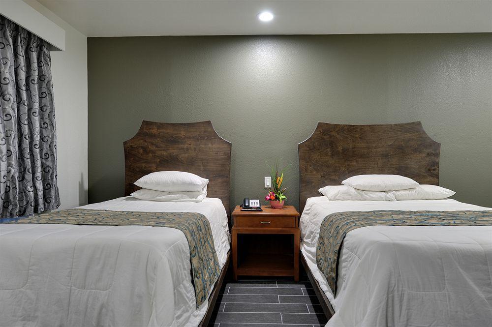 Romantic Inn & Suites Dallas Zewnętrze zdjęcie