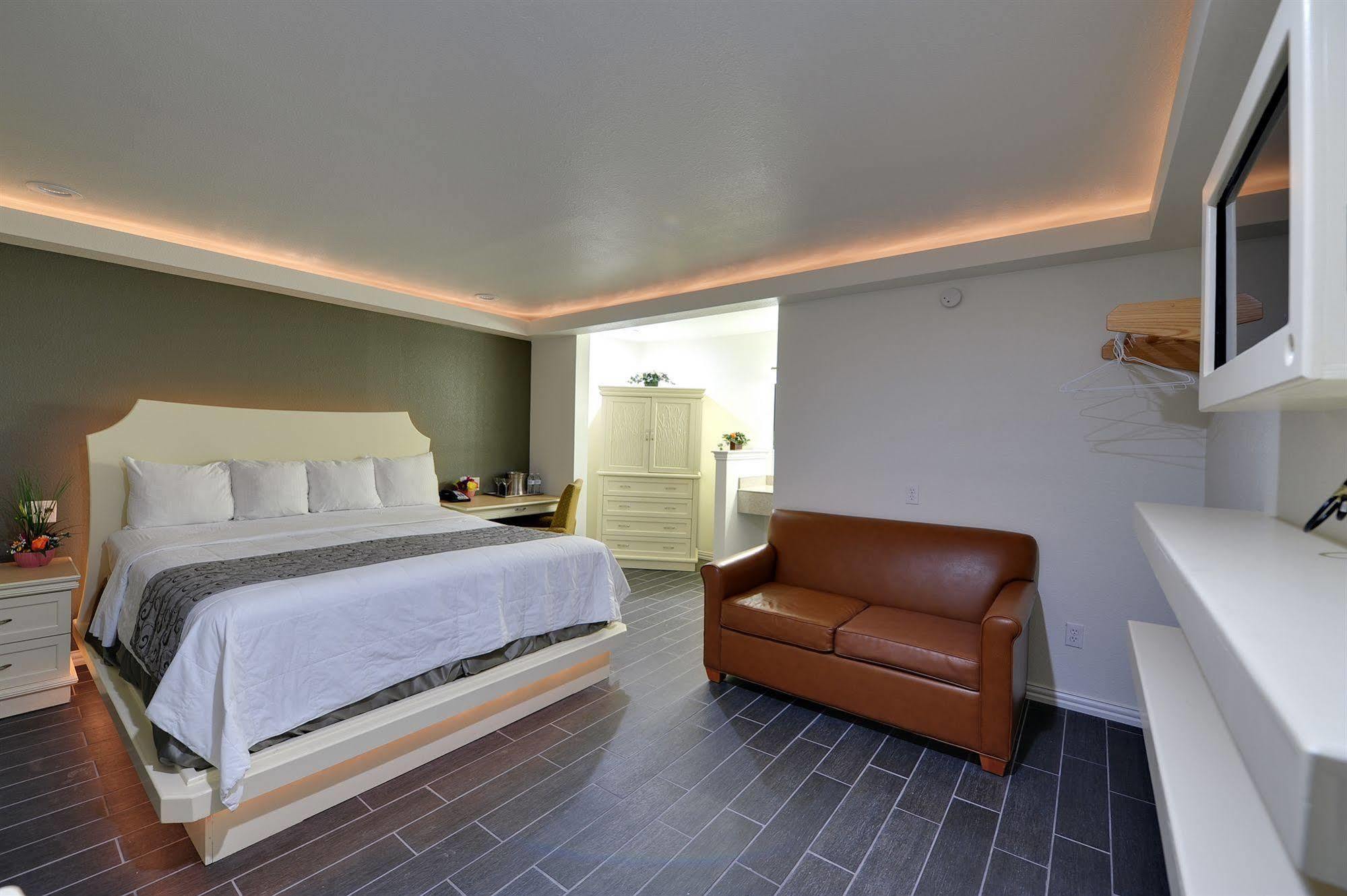 Romantic Inn & Suites Dallas Zewnętrze zdjęcie