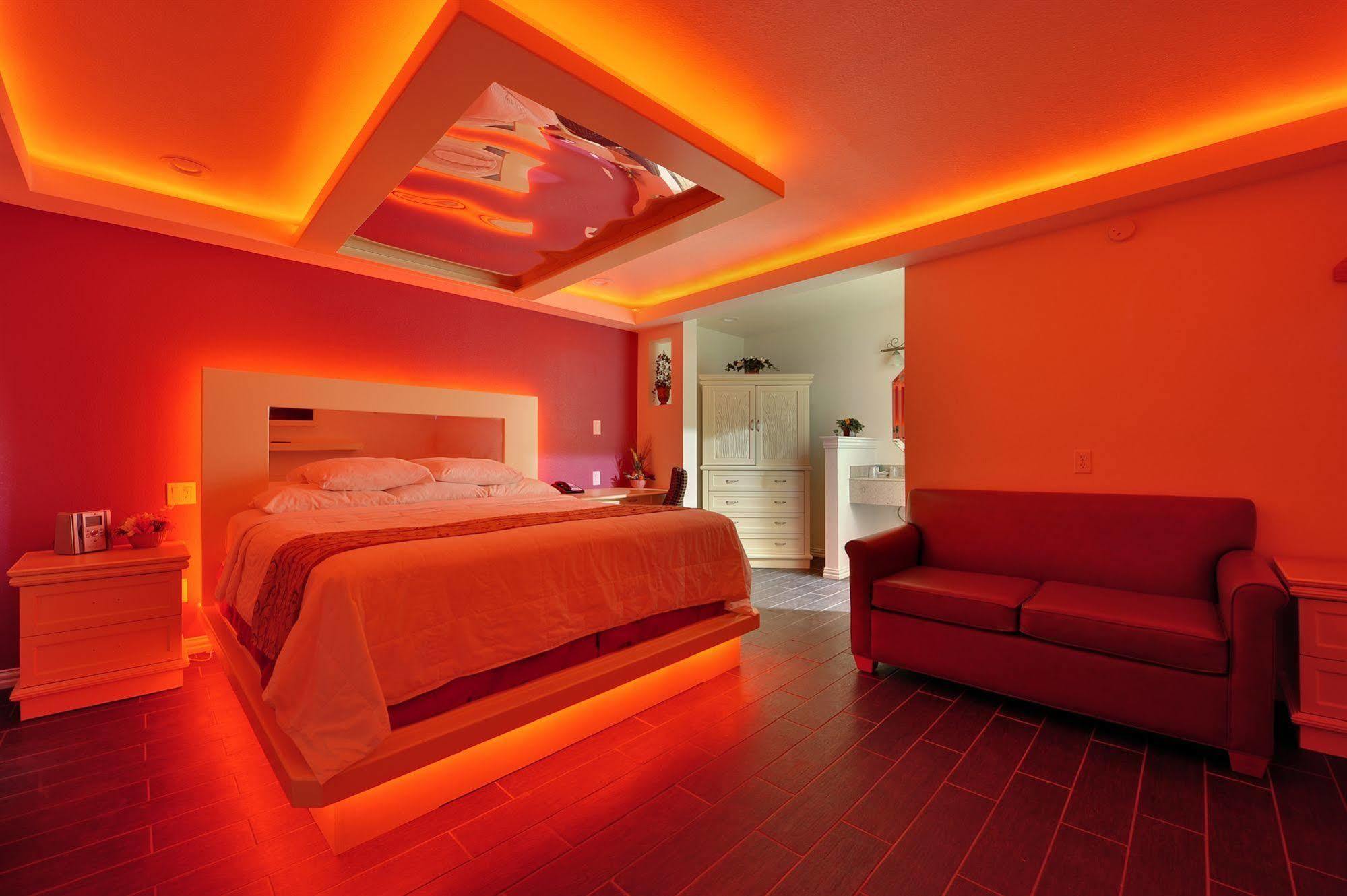 Romantic Inn & Suites Dallas Zewnętrze zdjęcie