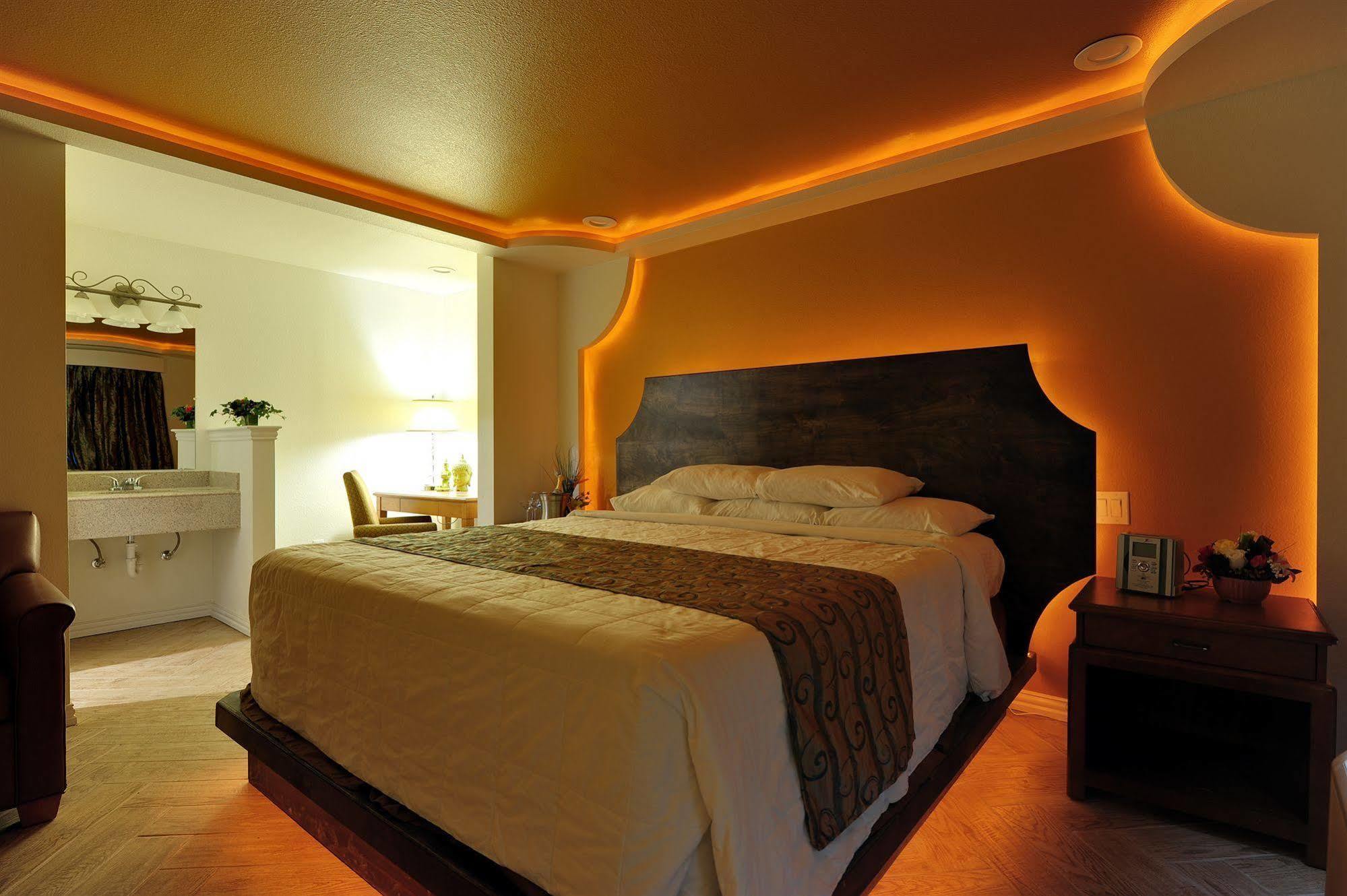 Romantic Inn & Suites Dallas Zewnętrze zdjęcie