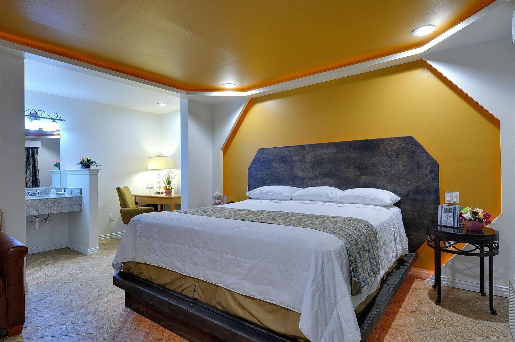 Romantic Inn & Suites Dallas Zewnętrze zdjęcie