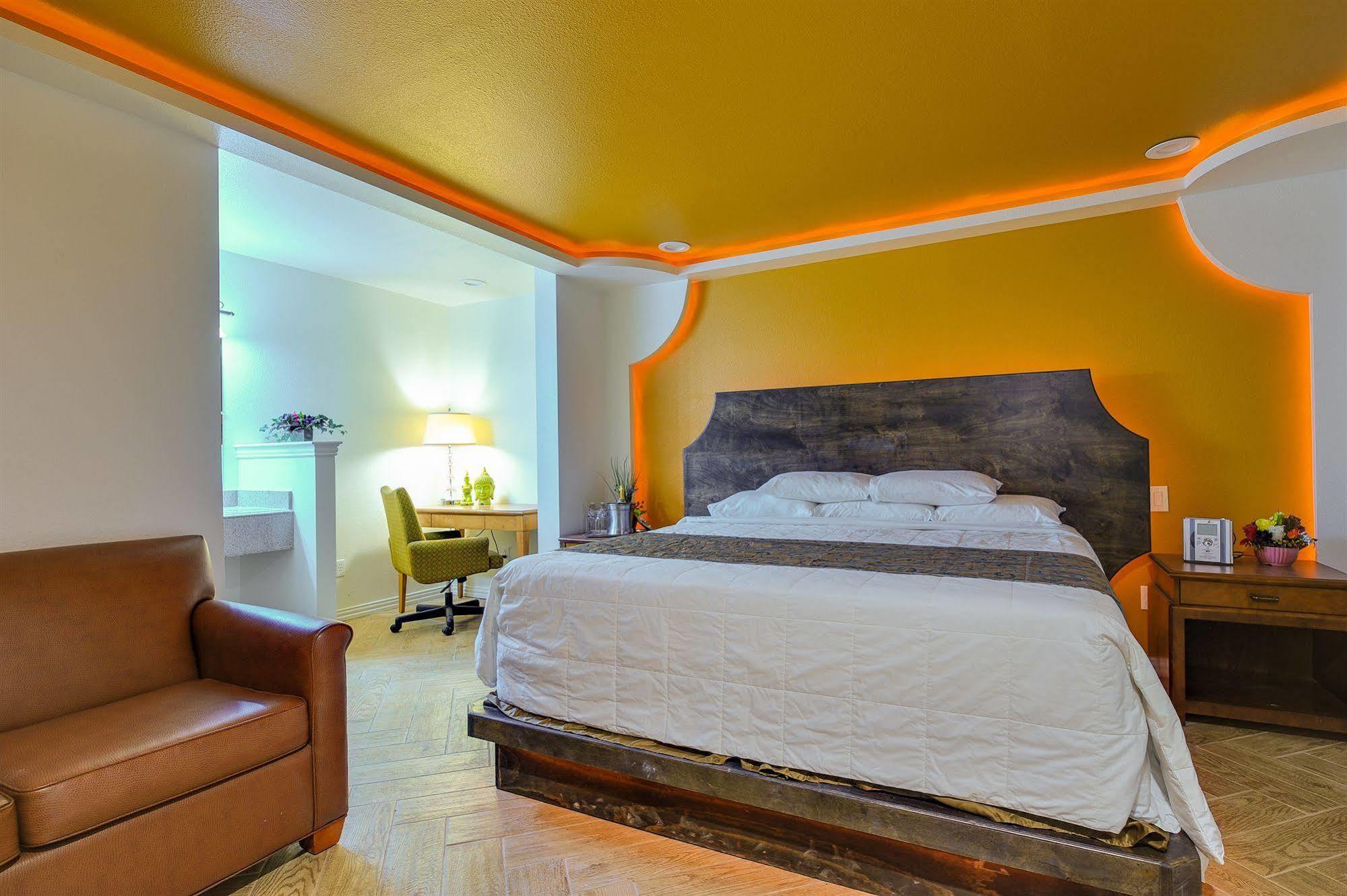 Romantic Inn & Suites Dallas Zewnętrze zdjęcie