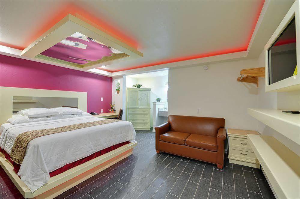 Romantic Inn & Suites Dallas Zewnętrze zdjęcie